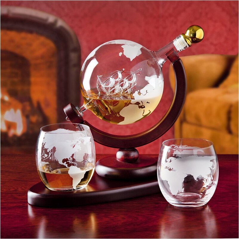 Globe Decanter