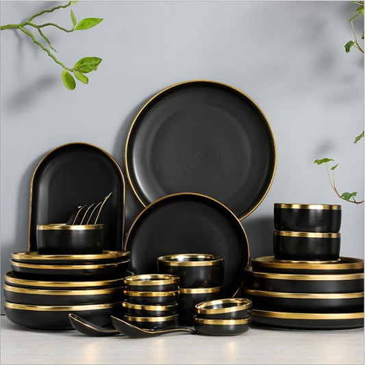 Elegant 6 Piece Gold Rim Porcelain Plate Set