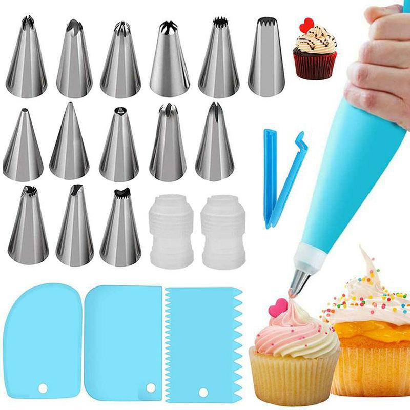 21 Piece Cake Decorating Set